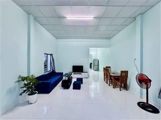 NHÀ NGUYÊN CĂN GẦN BIỂN KHU VĨNH HOÀ GIÁ 15 TRIỆU / THÁNG