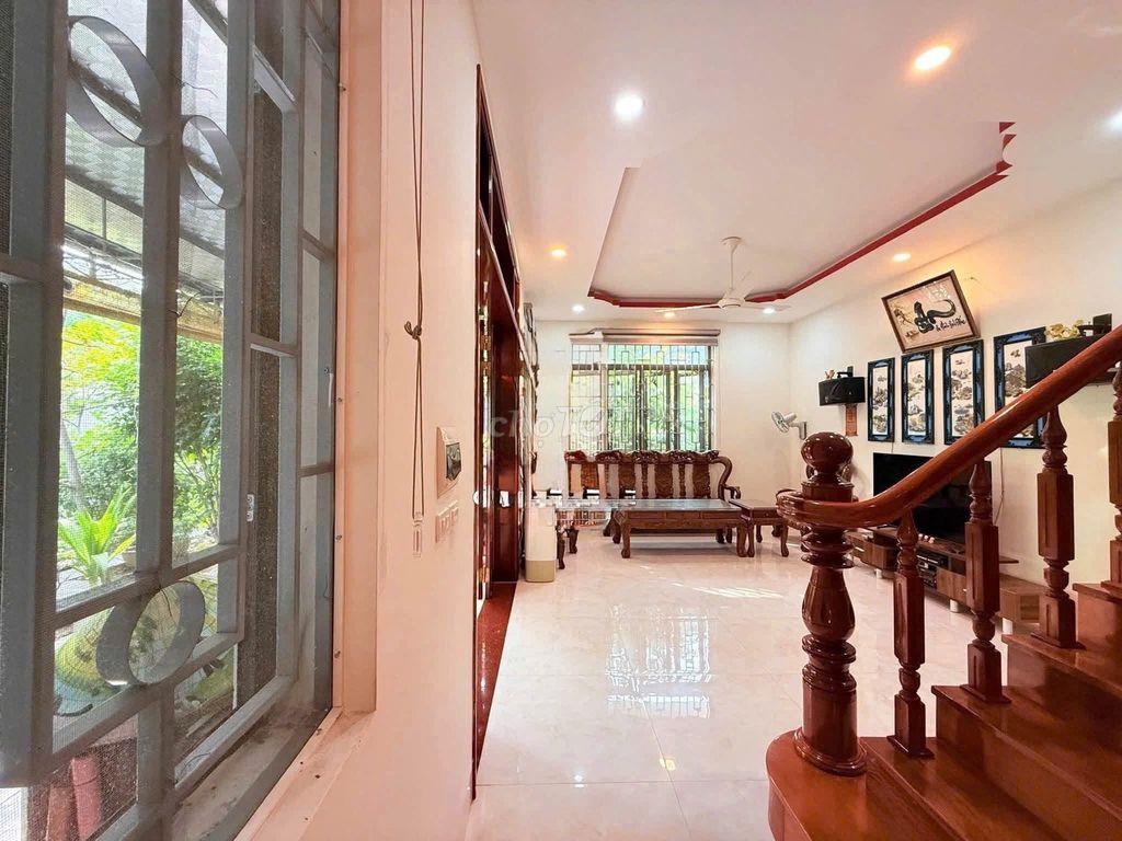 NHÀ SÂN VƯỜN 4 PHÒNG NGỦ NAM NHA TRANG GIÁ 30 TRIỆU/ THÁNG