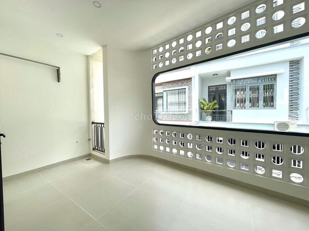 CHO THUÊ NHÀ MỚI 2 PHÒNG NGỦ CÓ BAN CÔNG BẮC NHA TRANG GIÁ 17 TRIỆU