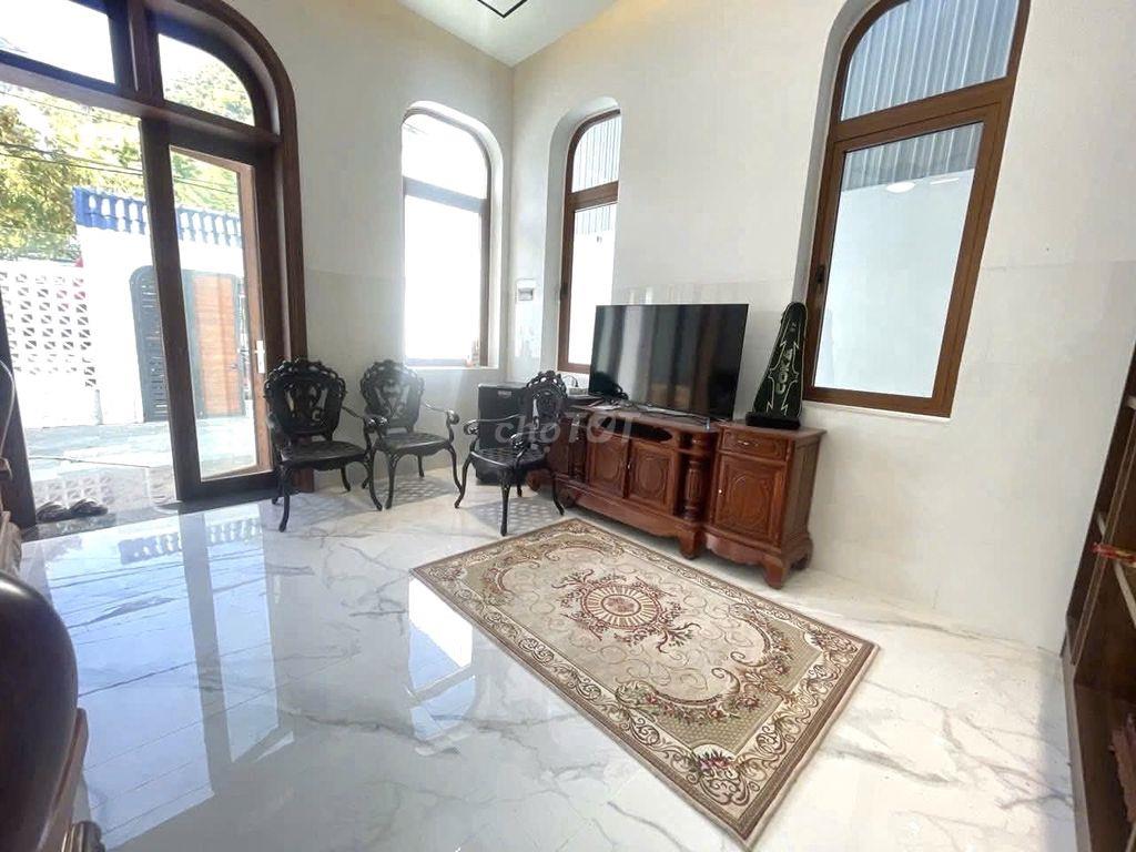 CHO THUÊ NHÀ CẤP 4 BẮC NHA TRANG GIÁ 20 TRIỆU/ THÁNG