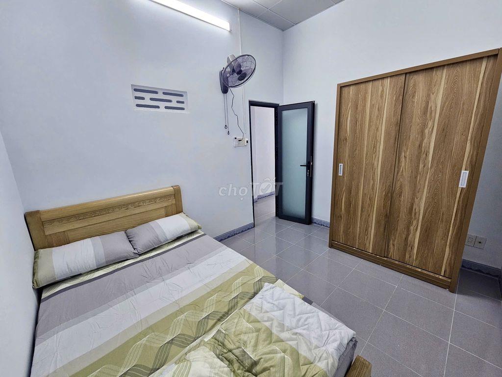 CHO THUÊ NHÀ ĐẸP 4 PHÒNG NGỦ FULL NỘI THẤT KHU VỰC VĨNH HÒA GIÁ 17 