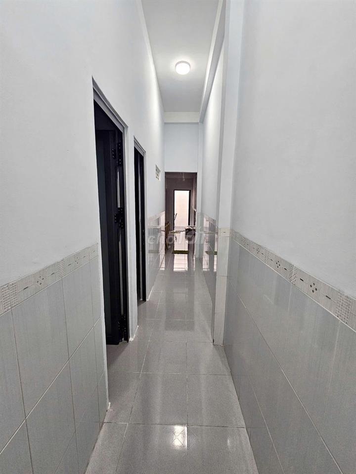 CHO THUÊ NHÀ ĐẸP 4 PHÒNG NGỦ FULL NỘI THẤT KHU VỰC VĨNH HÒA GIÁ 17 
