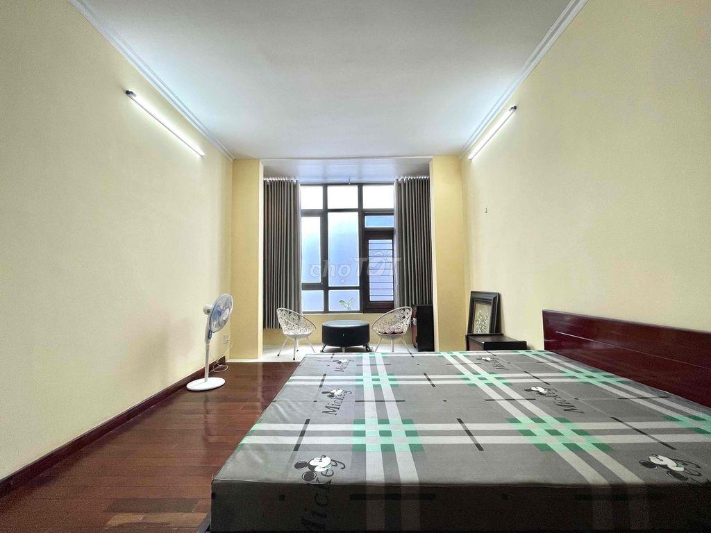 CHO THUÊ NHÀ ĐẸP FULL NỘI THẤT KHU PHỐ TÂY GIÁ 13 TRIỆU