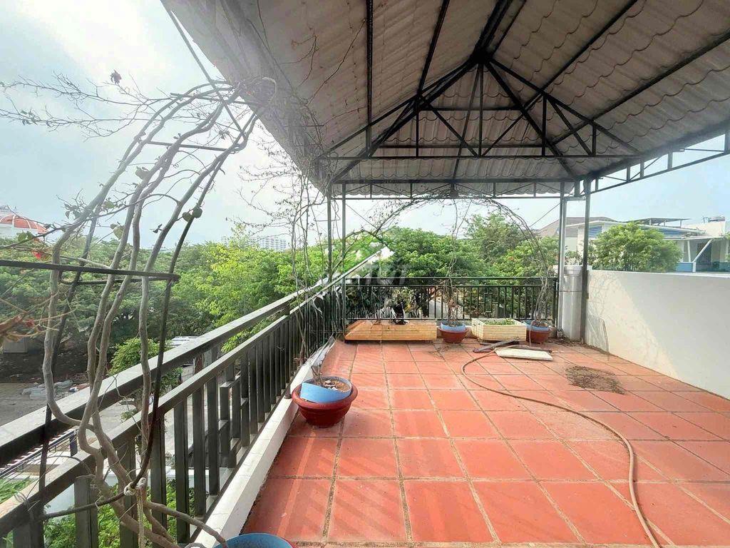 CHO THUÊ NHÀ SÂN VƯỜN 4 PHÒNG NGỦ NAM NHA TRANG GIÁ