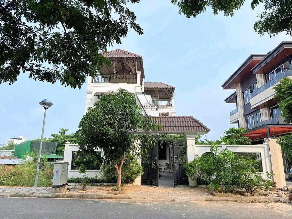 CHO THUÊ NHÀ SÂN VƯỜN 4 PHÒNG NGỦ NAM NHA TRANG GIÁ