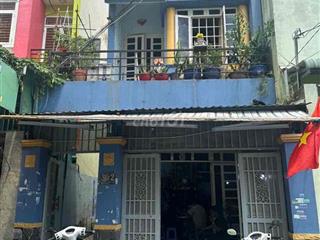 Nhà củ tiện xây mới