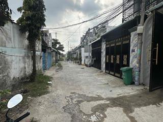 cần bán nhà mới 100% đã hoàn công
