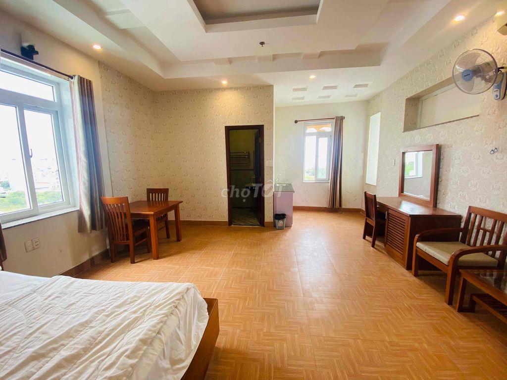 Căn hộ 45m2 cửa sổ thoáng mát