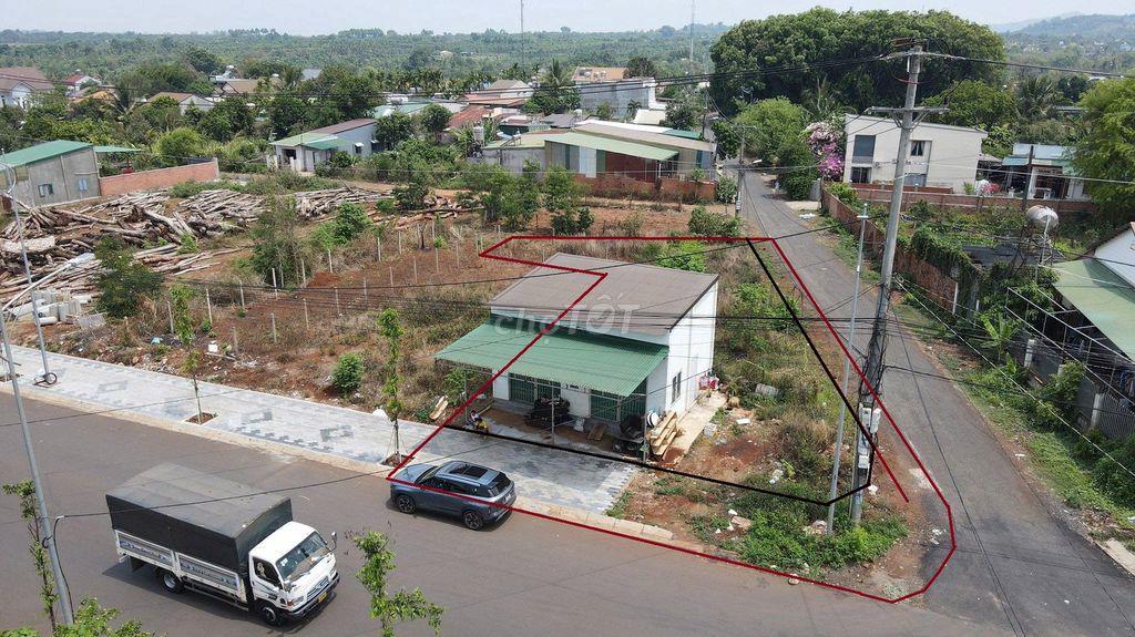 Siêu phẩm 2 mặt tiền 20x35m - Phan Huy Chú, Đắk Lắk