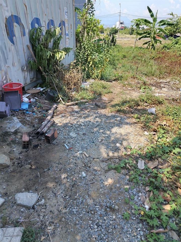 Đất thổ cư rộng hơn 5000m2
