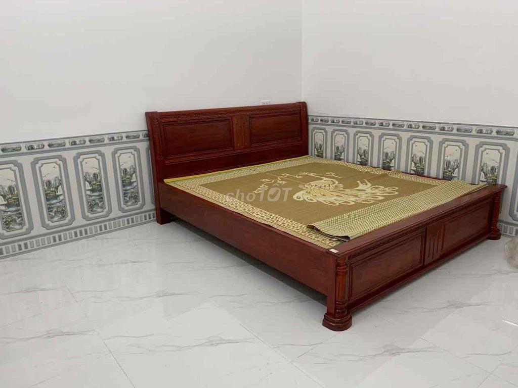 Cho thuê nhà mặt tiền làm văn phòng, cửa hàng hoặc để ở