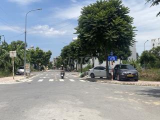 Bán đất giáp Khu C bà Thà