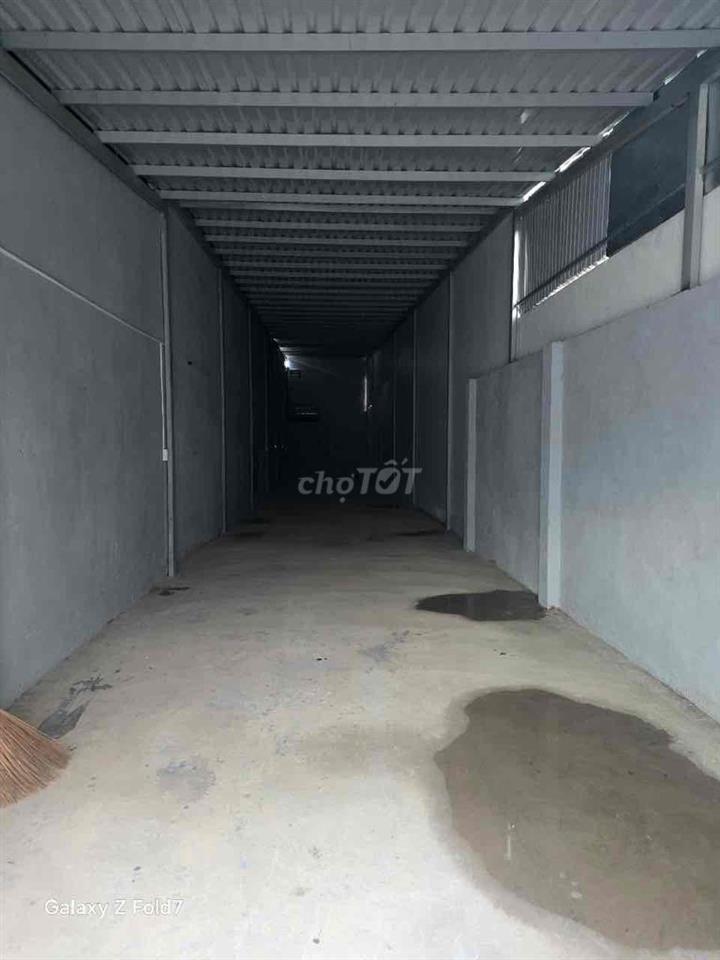 cần bán lô đất mặt tiền