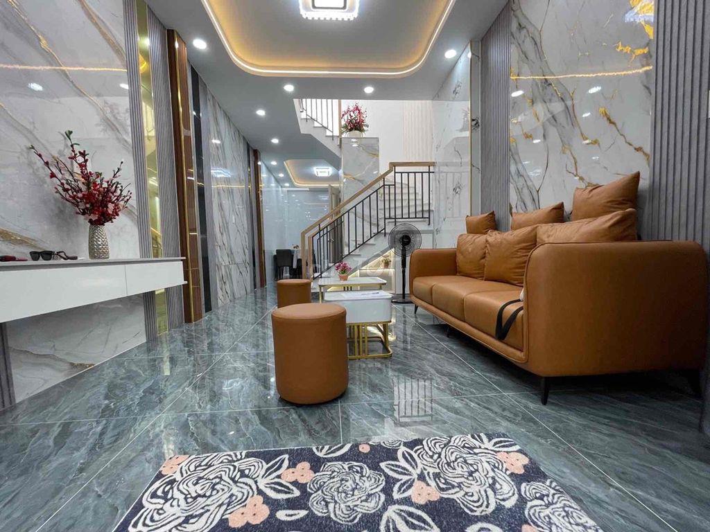 KHÔNG LỘ GIỚI - NHÀ 2 TẦNG ĐẸP KENG - GÒ VẤP - DT - 42m2