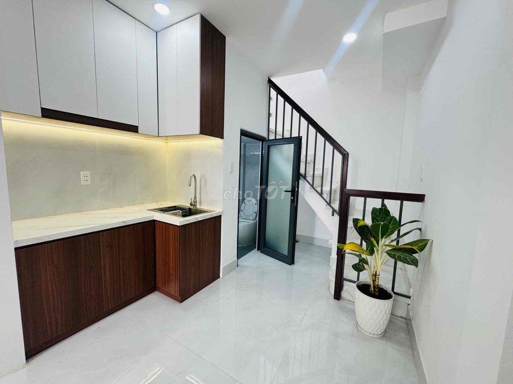 VỊ TRÍ SIÊU VIP -  NGAY CÔNG VIÊN - Ô TÔ TỚI TẬN CỬA