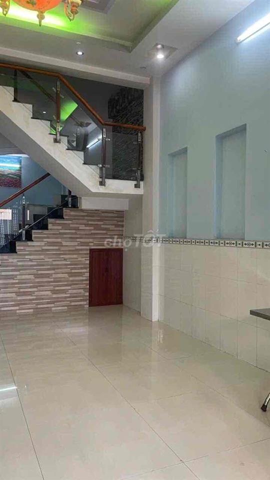 Nhà chính chủ đi nước ngoài cần bán
