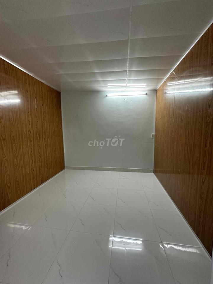 nhà 1 trệt 1 lửng mới sạch sẽ