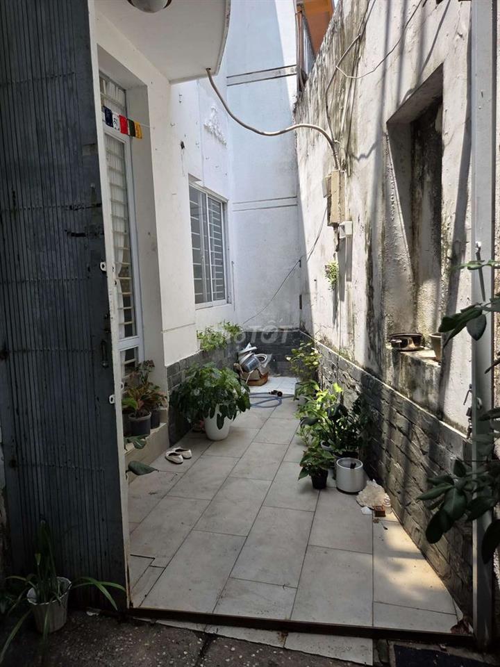 Sang nhượng nhà nguyên căn 2PN, 2WC