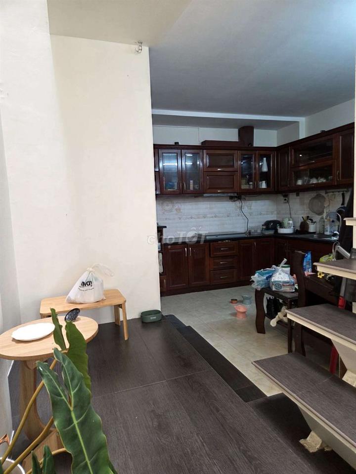 Sang nhượng nhà nguyên căn 2PN, 2WC