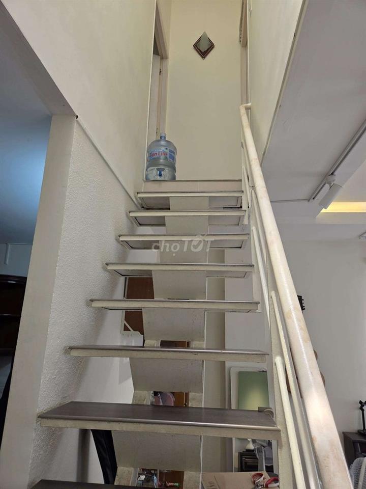 Sang nhượng nhà nguyên căn 2PN, 2WC