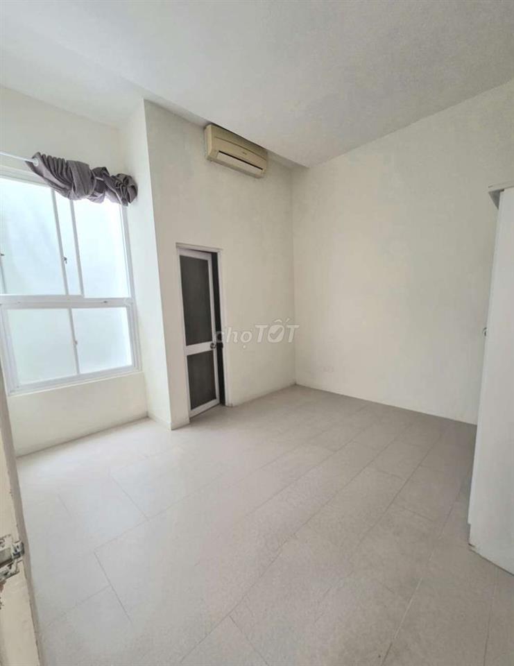 Sang nhượng nhà nguyên căn 2PN, 2WC