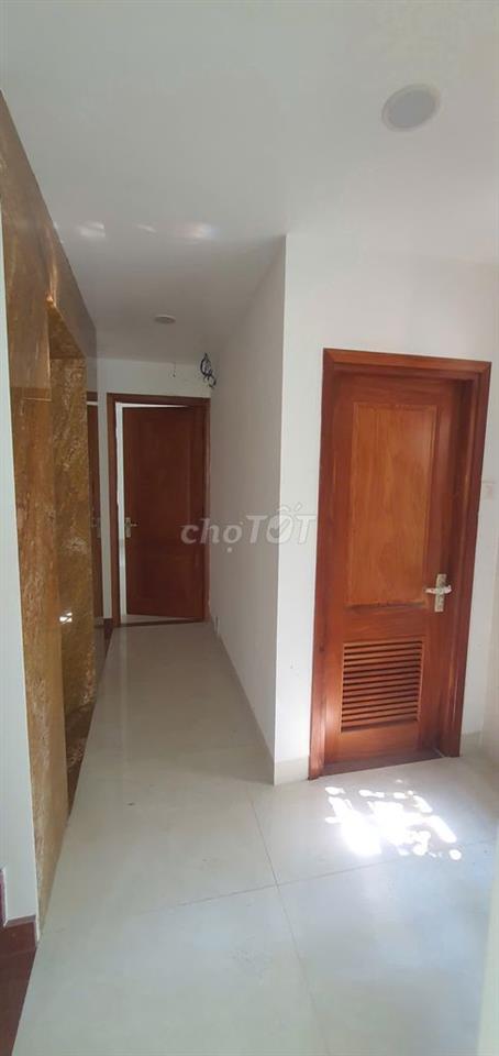 Cho thuê mặt bằng góc 2 mặt tiền P.Thạnh Mỹ Lợi, Q,2 (cũ)