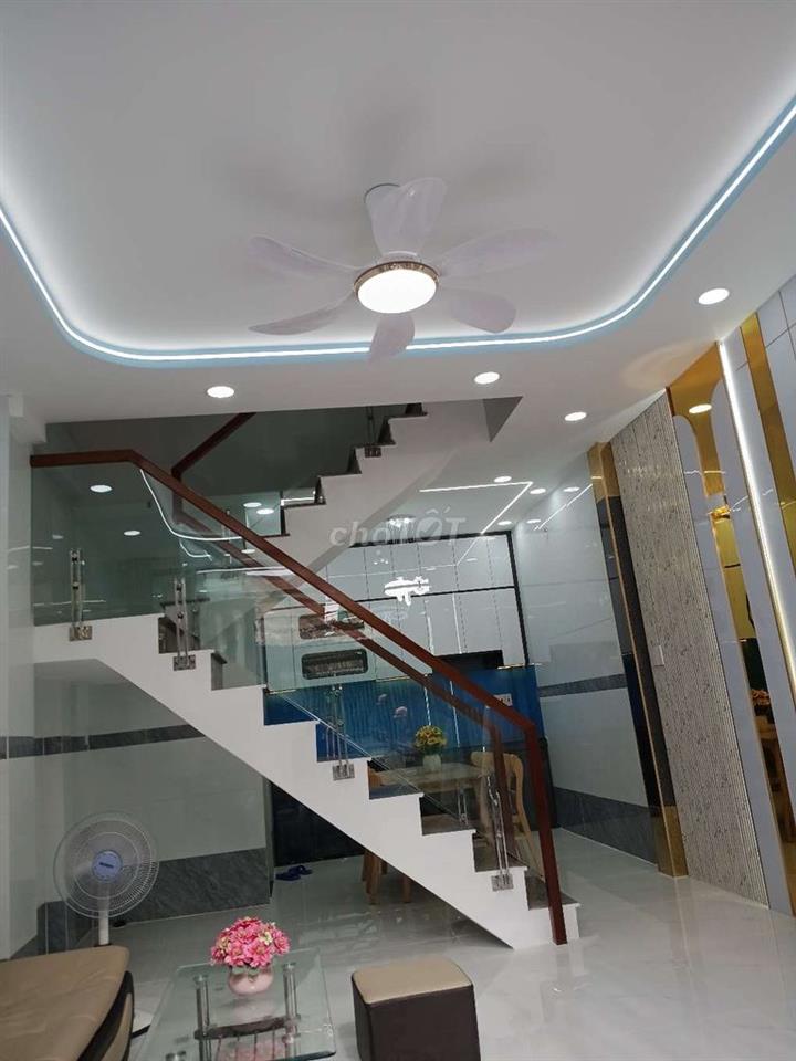 NHÀ MỚI TOANH,2 TẦNG  ĐƯỜNG CHIẾN LƯỢC BÌNH TÂN, 4×8 ,HẺM XH,SHR
