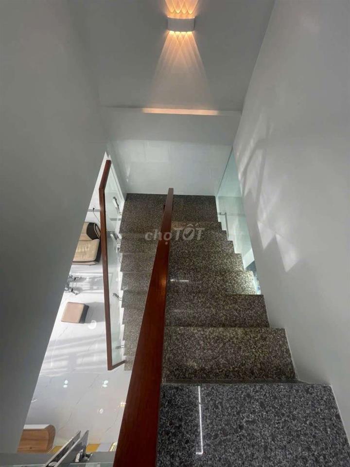 NHÀ MỚI TOANH,2 TẦNG  ĐƯỜNG CHIẾN LƯỢC BÌNH TÂN, 4×8 ,HẺM XH,SHR