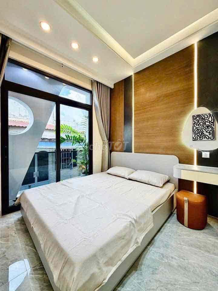 Thuê nhà mới nguyên căn