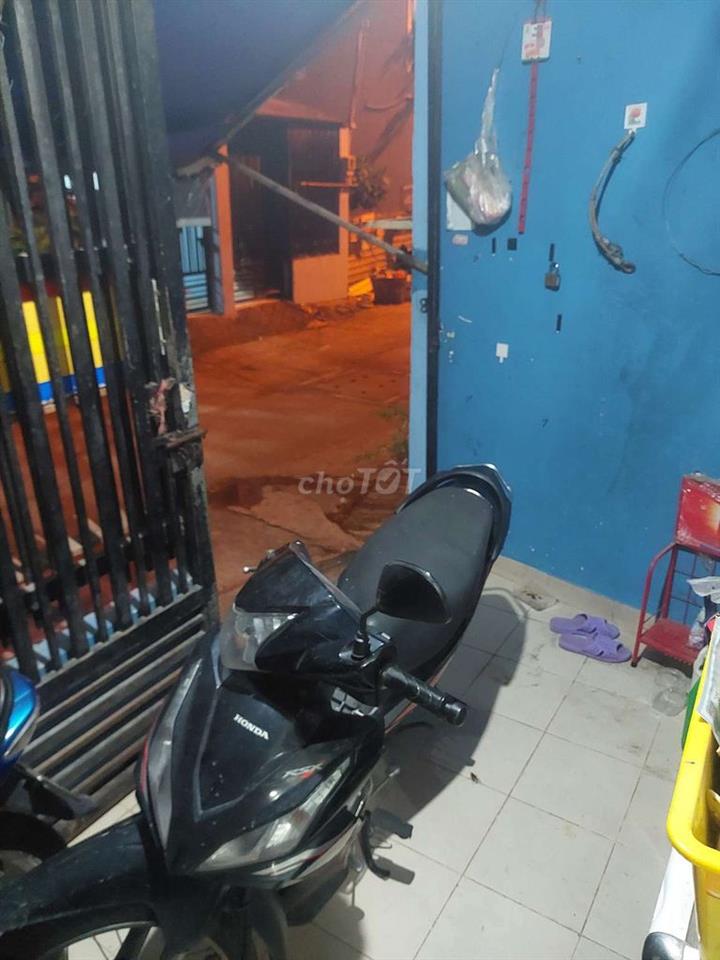 Nhà dư 1 phòng cho thuê