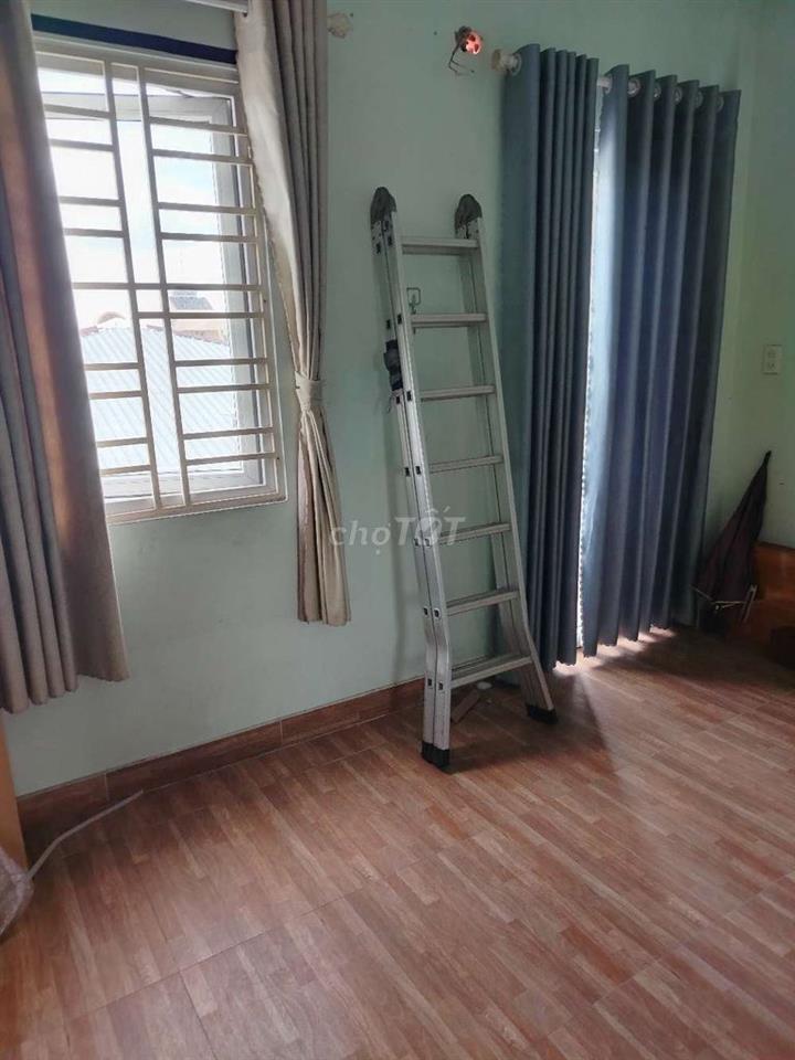 cho thuê nhà nguyên căn ,Oto vào đến cửa 