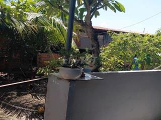cần bán 909m2 full thổ có 2 căn c4 5x20 đang ở sẵn