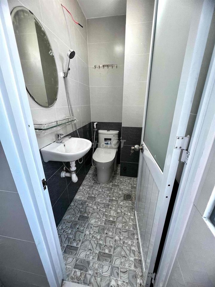 🏡 CHÍNH CHỦ CHO THUÊ NHÀ MỚI NGUYÊN CĂN – NGUYỄN KHOÁI, QUẬN 4