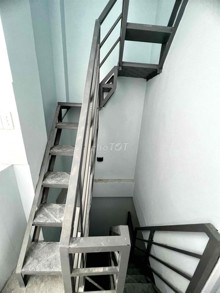 🏡 CHÍNH CHỦ CHO THUÊ NHÀ MỚI NGUYÊN CĂN – NGUYỄN KHOÁI, QUẬN 4
