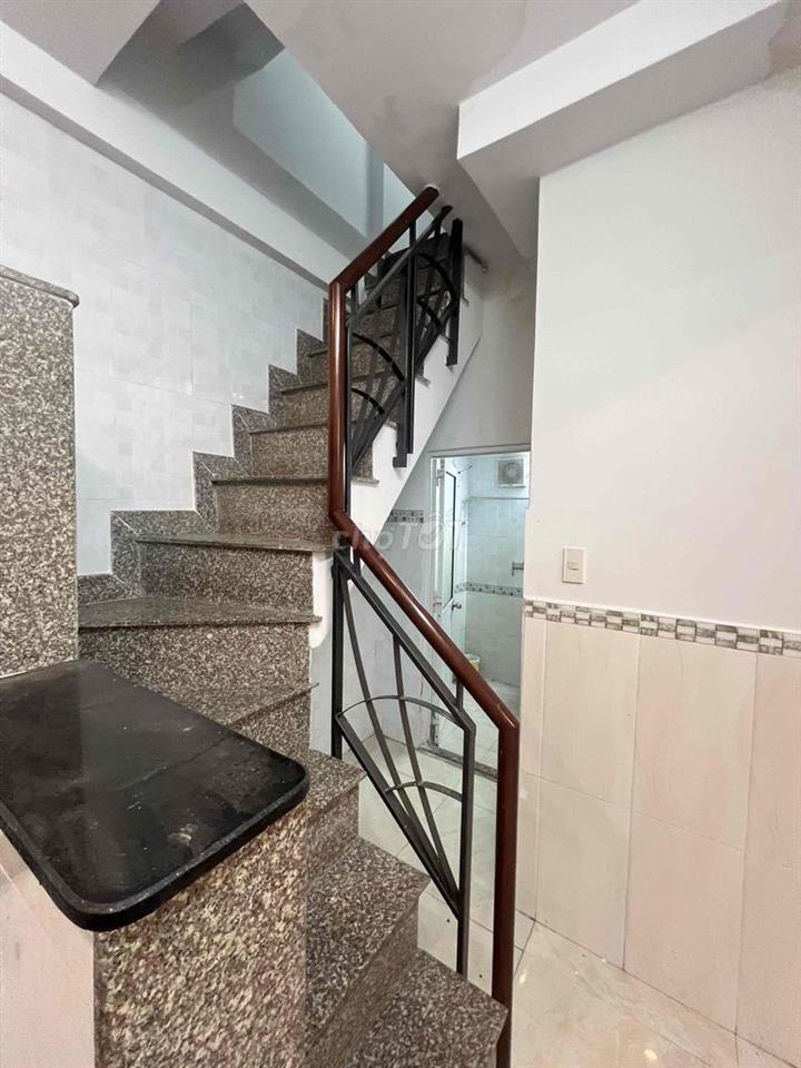cho thuê nhà Nguyễn Văn Trỗi giá mềm