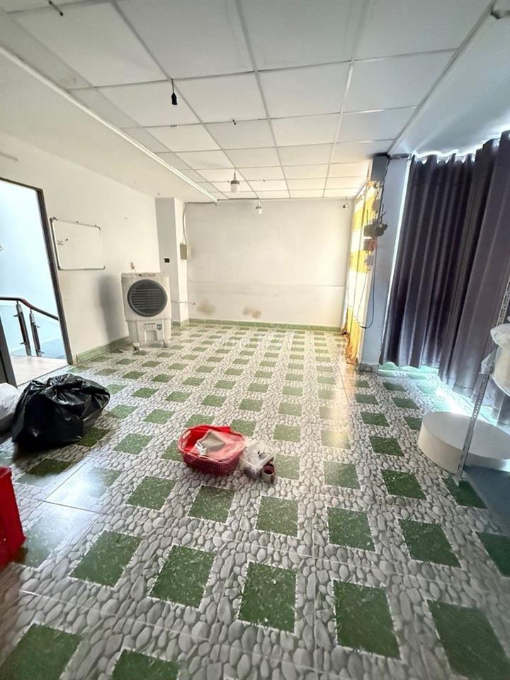 Nhà Tân Phú - Lê Thúc Hoạch - 85m2 - NGANG 9.8M BỀ THẾ - 4 TẦNG - 5PN