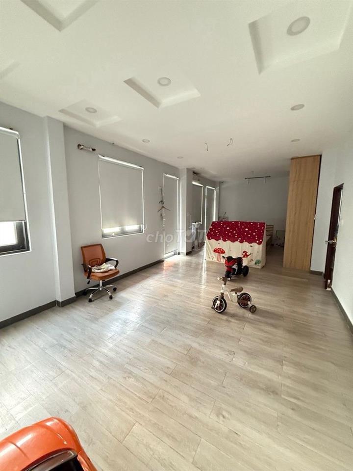 Nhà Tân Phú - Lê Thúc Hoạch - 85m2 - NGANG 9.8M BỀ THẾ - 4 TẦNG - 5PN