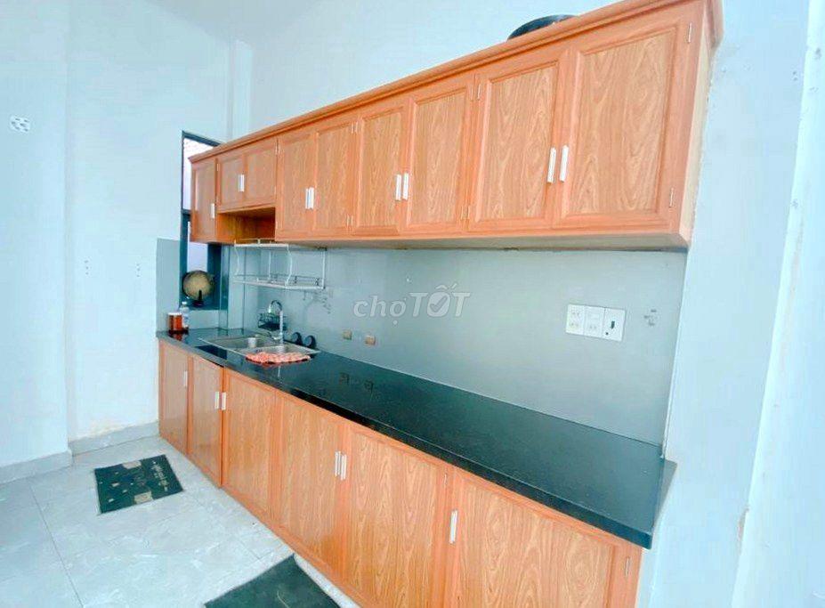 Nhà mới hẻm Trần Thủ Độ 5x10m 3 tầng 5,3 T.Ỷ