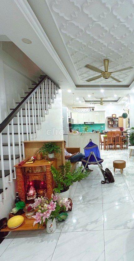 Nhà hẻm Trần Văn Ơn 4,3x10m 2 tầng nhà đẹp 5,8 T.Ỷ