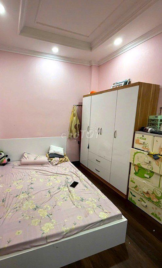Nhà hẻm Trần Văn Ơn 4,3x10m 2 tầng nhà đẹp 5,8 T.Ỷ