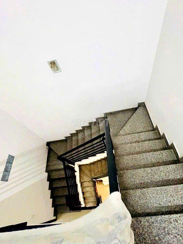 Nhà hẻm Lý Thánh Tông 4x13m 3 tầng 5 T.Ỷ