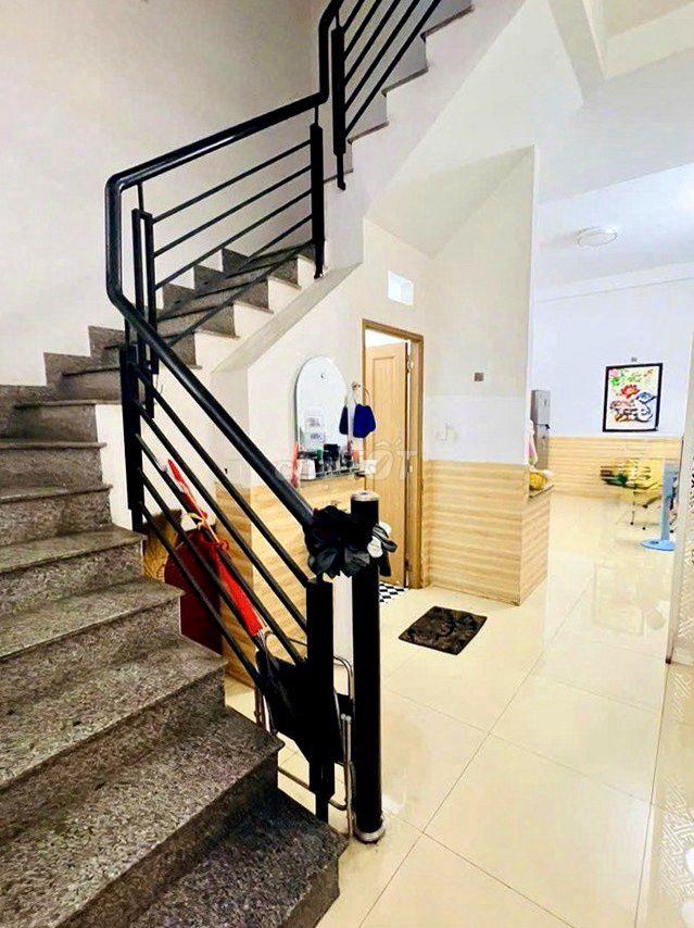 Nhà hẻm Lý Thánh Tông 4x13m 3 tầng 5 T.Ỷ