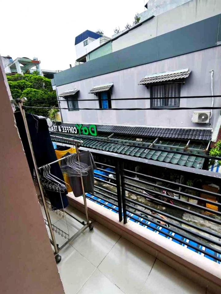 Nhà hẻm Lê Sát 4,2x8,3m 3 tầng 6,5 T.Ỷ