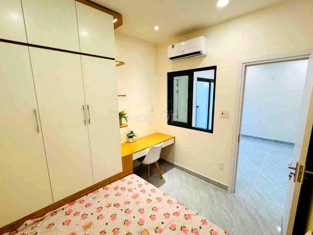Nhà đẹp hẻm Văn Cao ngang 6,5m 5,15 T.Ỷ
