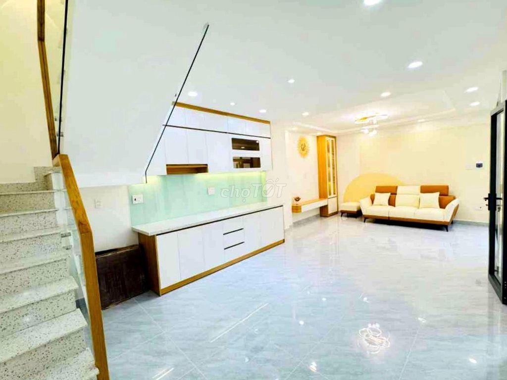 Nhà đẹp hẻm Văn Cao ngang 6,5m 5,15 T.Ỷ