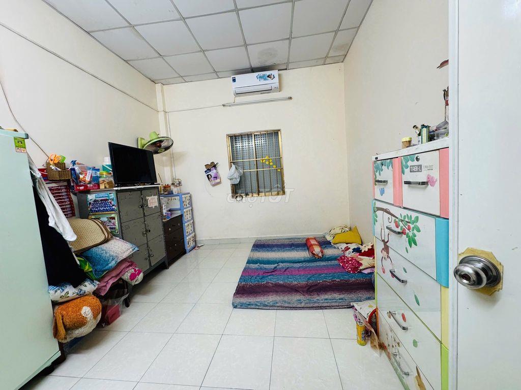 Mặt tiền Đỗ Công Tường, gần AEON Tân Phú