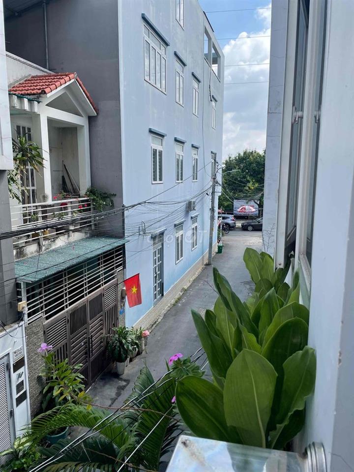 Cho thuê phòng trong nhà nguyên căn khu dân cư Hồng Long