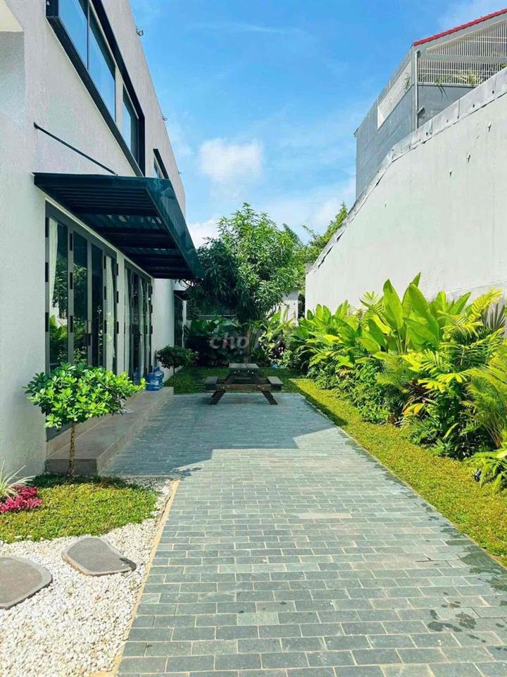 NCC - CHO THUÊ VILLA SÂN VƯỜN 3 PHÒNG NGỦ SƠN TRÀ