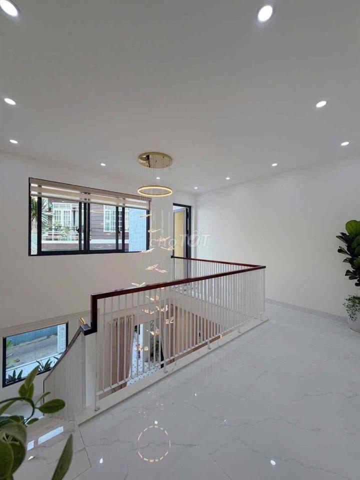NHÀ XINH GIỮA LÒNG HẢI CHÂU- NHÀ GÁC LỬNG 3 MẶT THOÁNG NỞ HẬU NHỈNH 4T