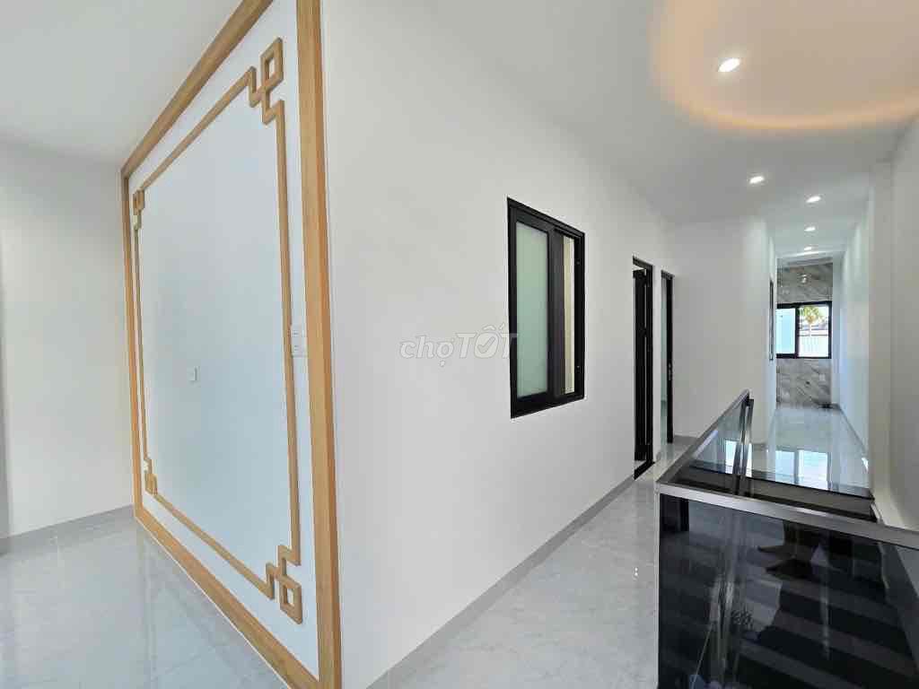 🔥🔥 SIÊU PHẨM 2 TẦNG 2 MÊ – FULL NỘI THẤT CAO CẤP – NGAY CHỢ CẨM LỆ